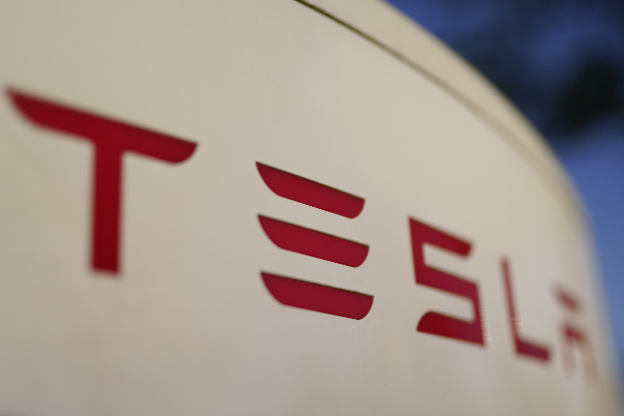 Tesla recalls nearly 580,000 vehicles over ‘Boombox’ function