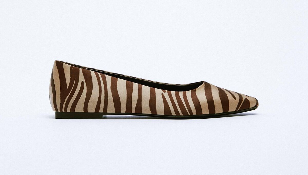 Zebra print ballet flats, Zara, €29.95 Zebra print ballet flats, Zara, €29.95