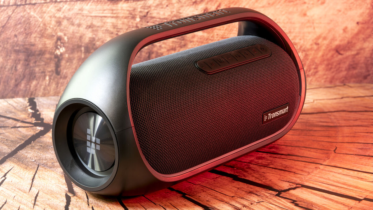 Tronsmart Bang portable Bluetooth speaker. Pic: Noel Campion Tronsmart Bang portable Bluetooth speaker. Pic: Noel Campion