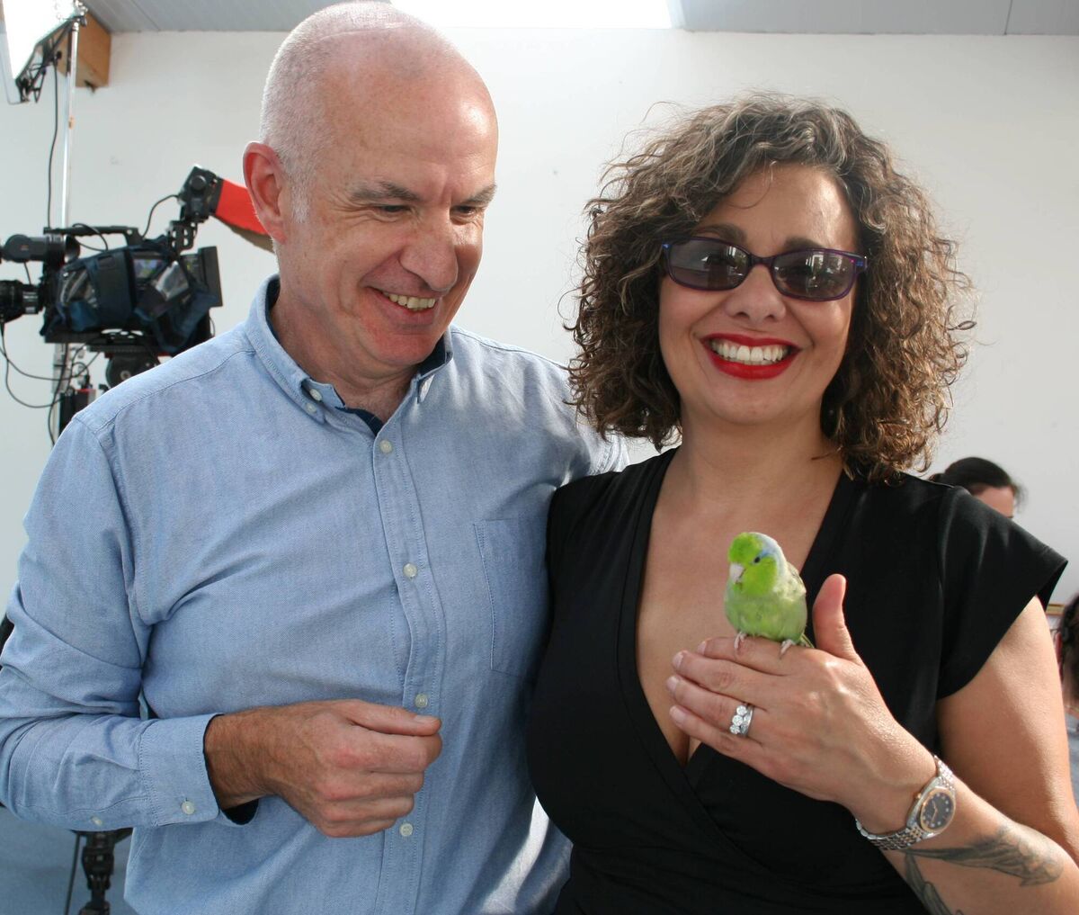 Peataí. Sean and Victoria get advice on coping with their noisy parrotlet