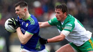 <p class="contextmenu internal_Caption">Allianz Football League Division 1, Fitzgerald Stadium, Kerry 20/2/2022 Kerry vs Donegal Kerry’s Diarmuid O’Connor and Peader Morgan of Donegal Mandatory Credit ©INPHO/James Crombie</p>