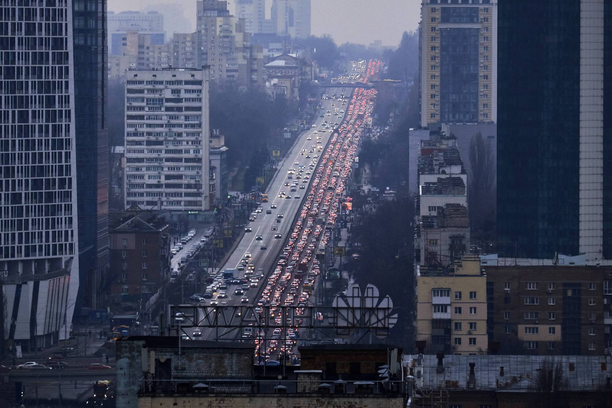 Irish in Ukraine advised to 'stay safe' as panic sets in among citizens