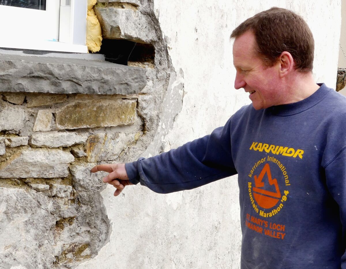 'Externally we are still removing cement render and repointing with lime. We have repointed and plastered all the internal walls with lime, in a consolidation mortar - two layers of cork plaster and a top coat of hemp.'