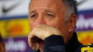 Brazil manager Scolari quits