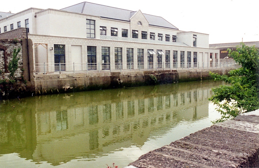 Gardaí had to pepper spray man who refused to leave Cork social welfare office