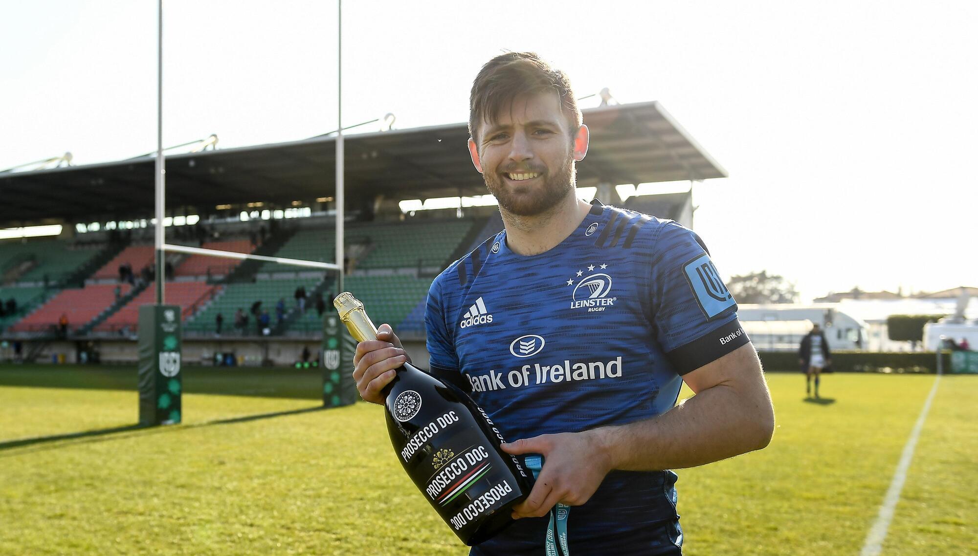 Leinster return to URC summit after bonus point win against Benetton 