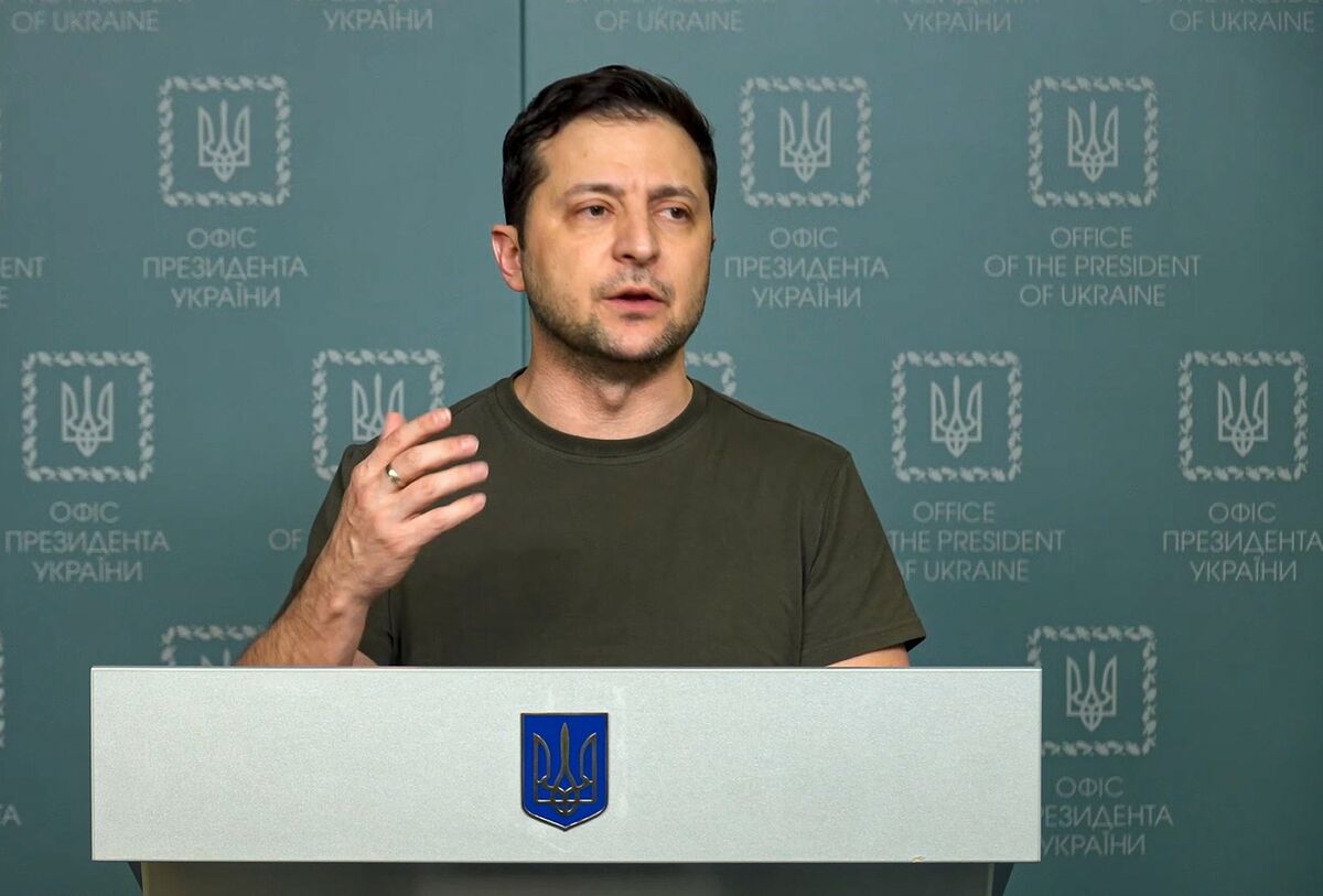 Ukrainian President Volodymyr Zelenskyy: Citizens of Ukraine should have the right to evacuate to the territory of Ukraine. Picture: AP Ukrainian President Volodymyr Zelenskyy: Citizens of Ukraine should have the right to evacuate to the territory of Ukraine. Picture: AP