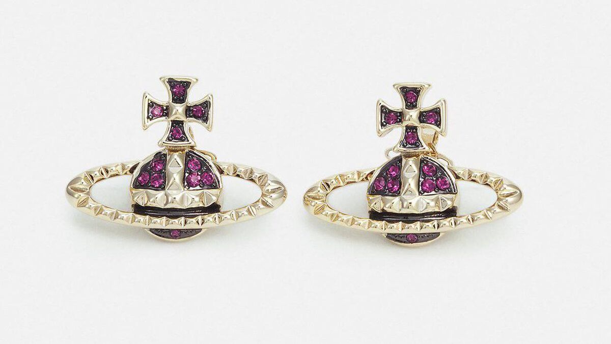 Cross Earrings, €100, Vivienne Westwwod at Zalando Cross Earrings, €100, Vivienne Westwwod at Zalando