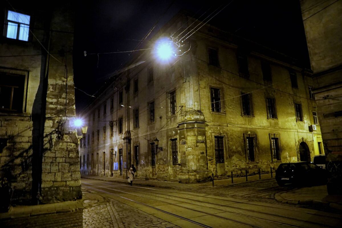 Lviv just before 10 pm curfew. Picture: Hannah McCarthy