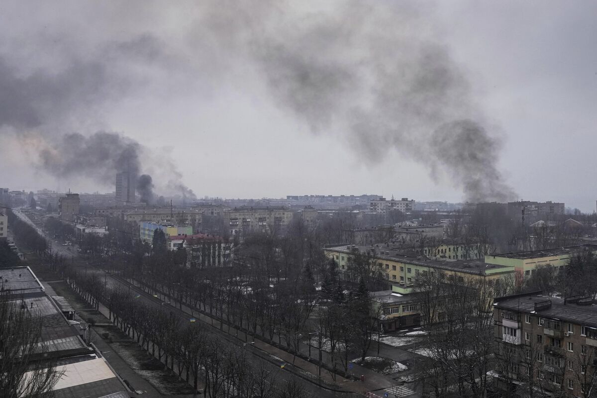 Smoke rises after shelling in Mariupol, Ukraine. Picture AP Photo/Evgeniy Maloletka
