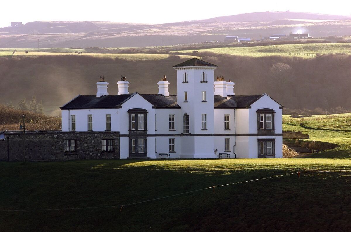 Scene-setter: Lahinch's Moy House. 1999 Pic: Kieran Clancy