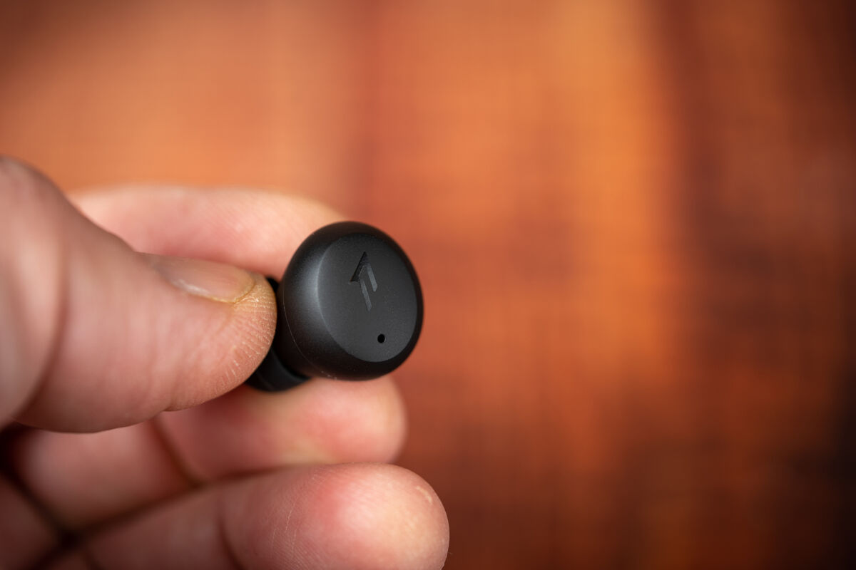 1More ComfoBuds Mini. Pic: Noel Campion. 1More ComfoBuds Mini. Pic: Noel Campion.