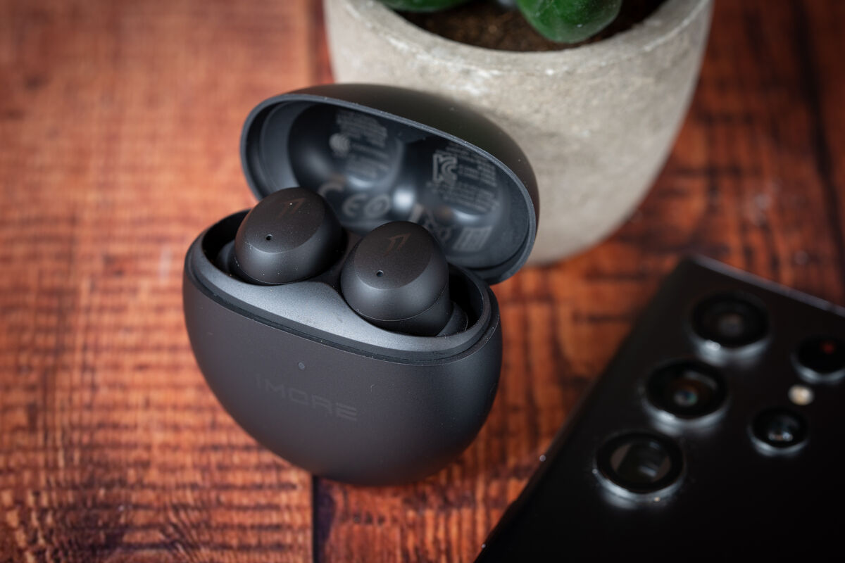 1More ComfoBuds Mini. Pic: Noel Campion. 1More ComfoBuds Mini. Pic: Noel Campion.