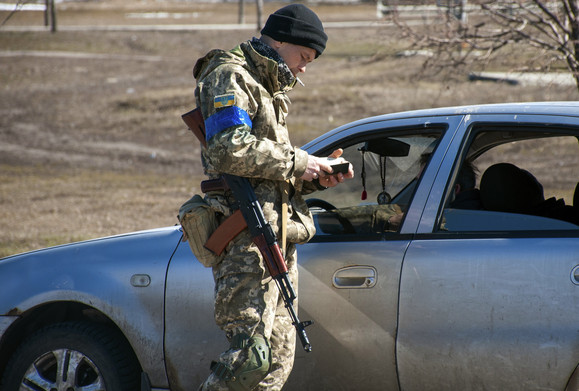 Ukraine says Russia seized relief workers in Mariupol convoy as Kremlin denies invasion has stalled