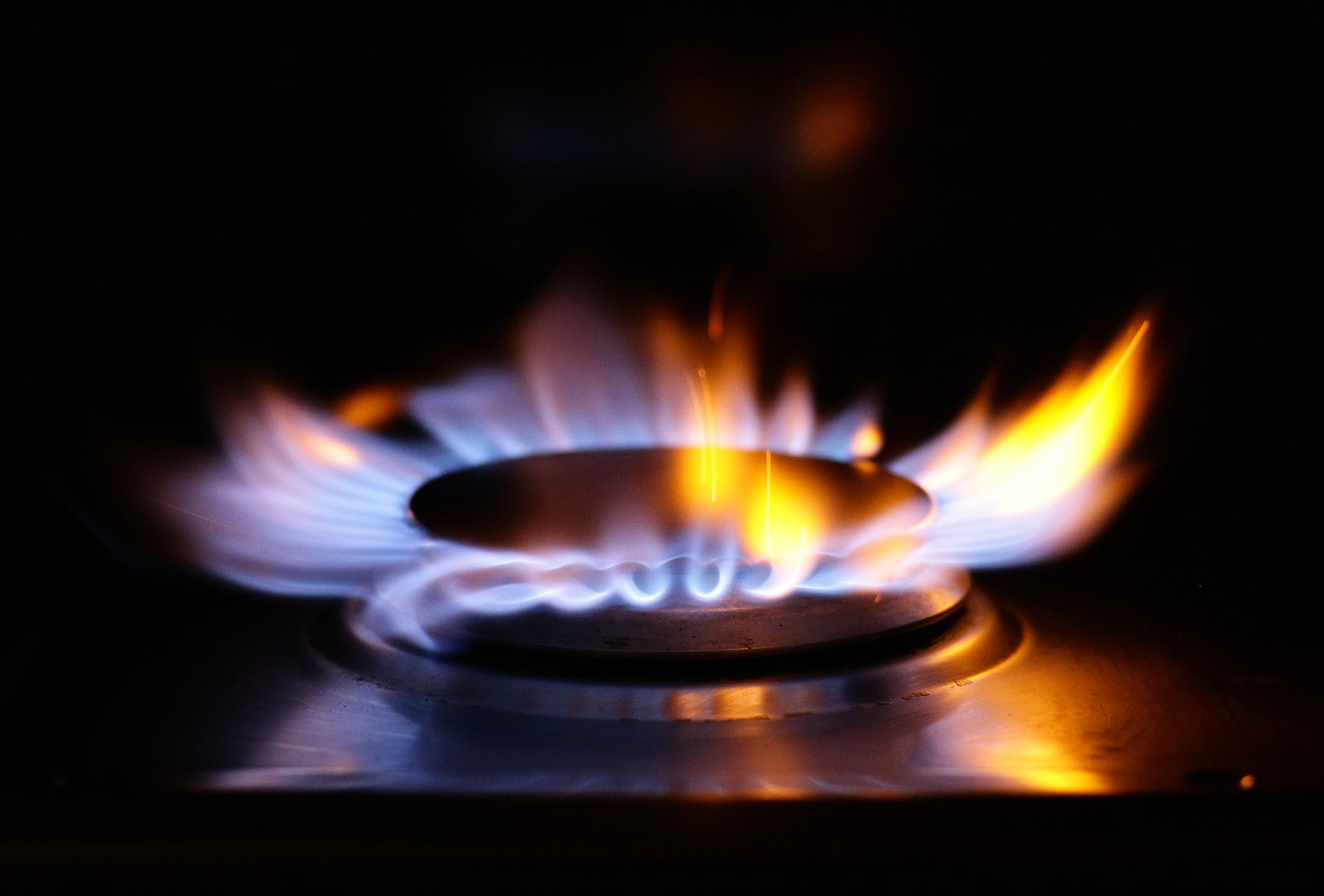 US and EU announce new partnership to undercut Russian energy