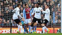 Welbeck gives United victory at Villa Park