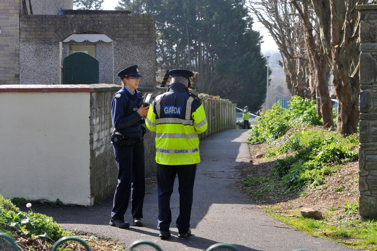  Crime scene investigators were at the scene on Saturday morning. Gardaí cordon at a house where a man was stabbed at Seaview Avenue, Carrigaline, Co. Cork. Picture: Larry Cummins