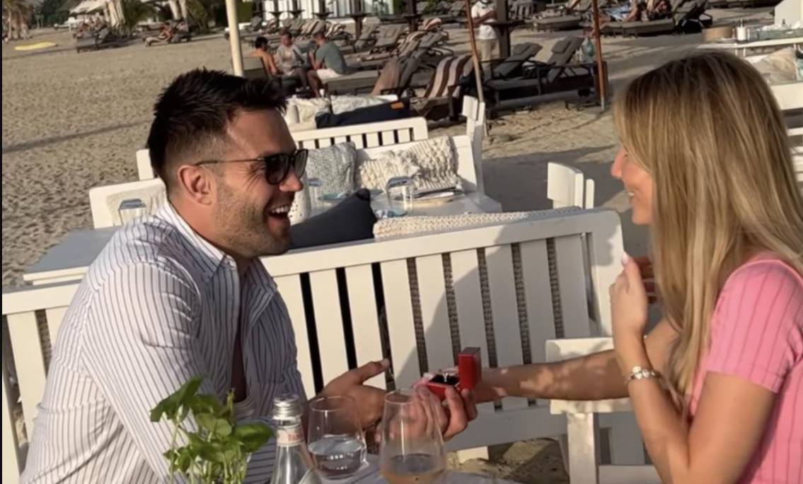 Watch: Joanna Cooper shares video of moment Conor Murray proposed 