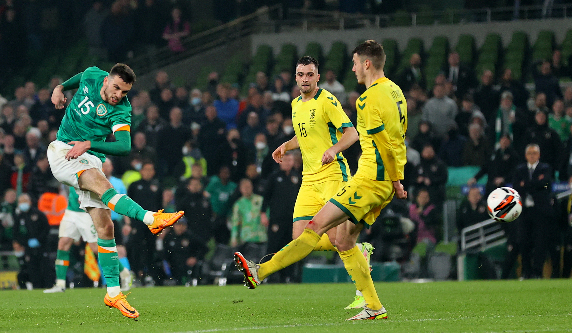 Ireland eventually find a way past stubborn Lithuania