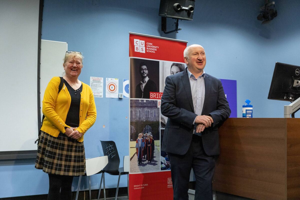 Each year Dr. Lawrence Dooley, Senior Lecturer in Enterprise and Innovation at UCC, challenges his students to make more out of the five euro starting money that he allocates to them, with all proceeds from the challenge go to charity. Here, he is pictured with Penny Dinners' Caitríona Twomey.