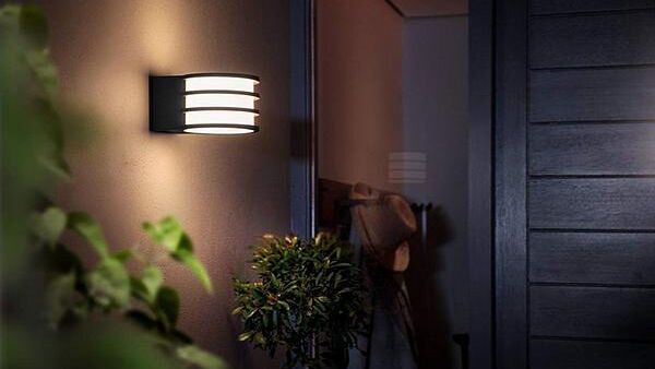 Philips Hue Lucca outdoor lighting. Philips Hue Lucca outdoor lighting.