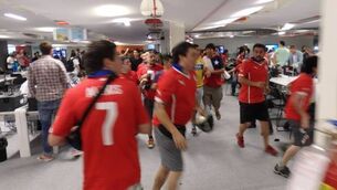 Chile fans cause Maracana chaos