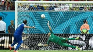 ‘World’s most wanted’ goalkeeper Navas star of show against Greece