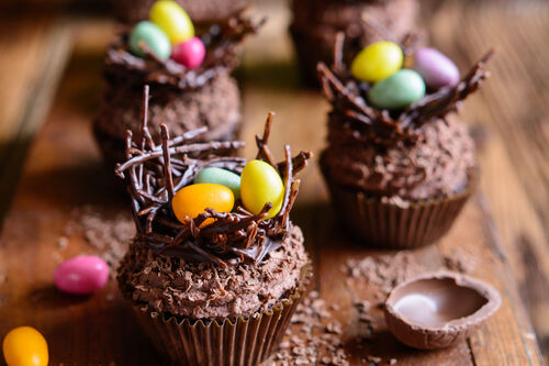 Chocolate pretzel nests