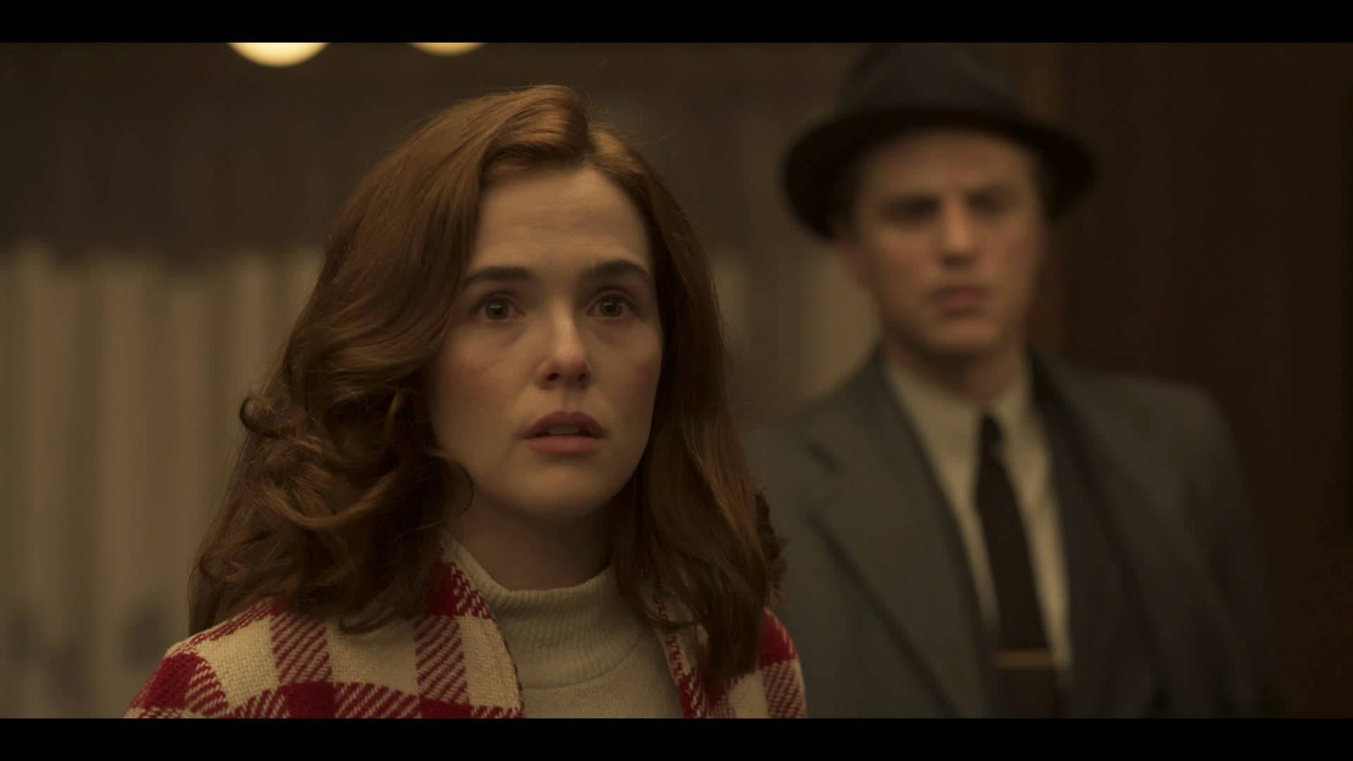 Film review: Revelations, double-crosses, and betrayals come thick and fast in The Outfit