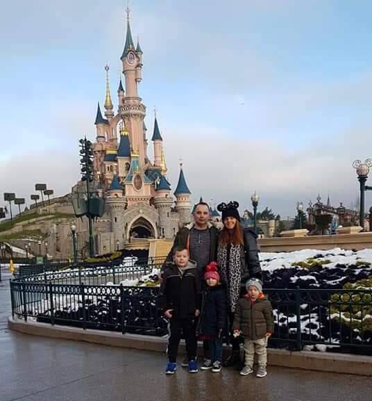 Aileen and Chris at Disneyland Paris with their children Leah, Evan and Sam