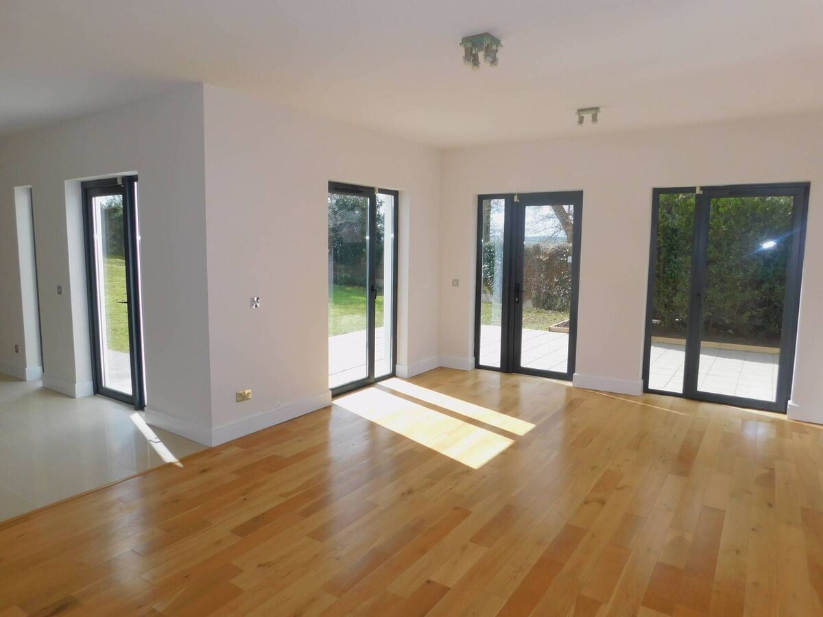 Lots of floor-to-ceiling glazing in the main living space Lots of floor-to-ceiling glazing in the main living space