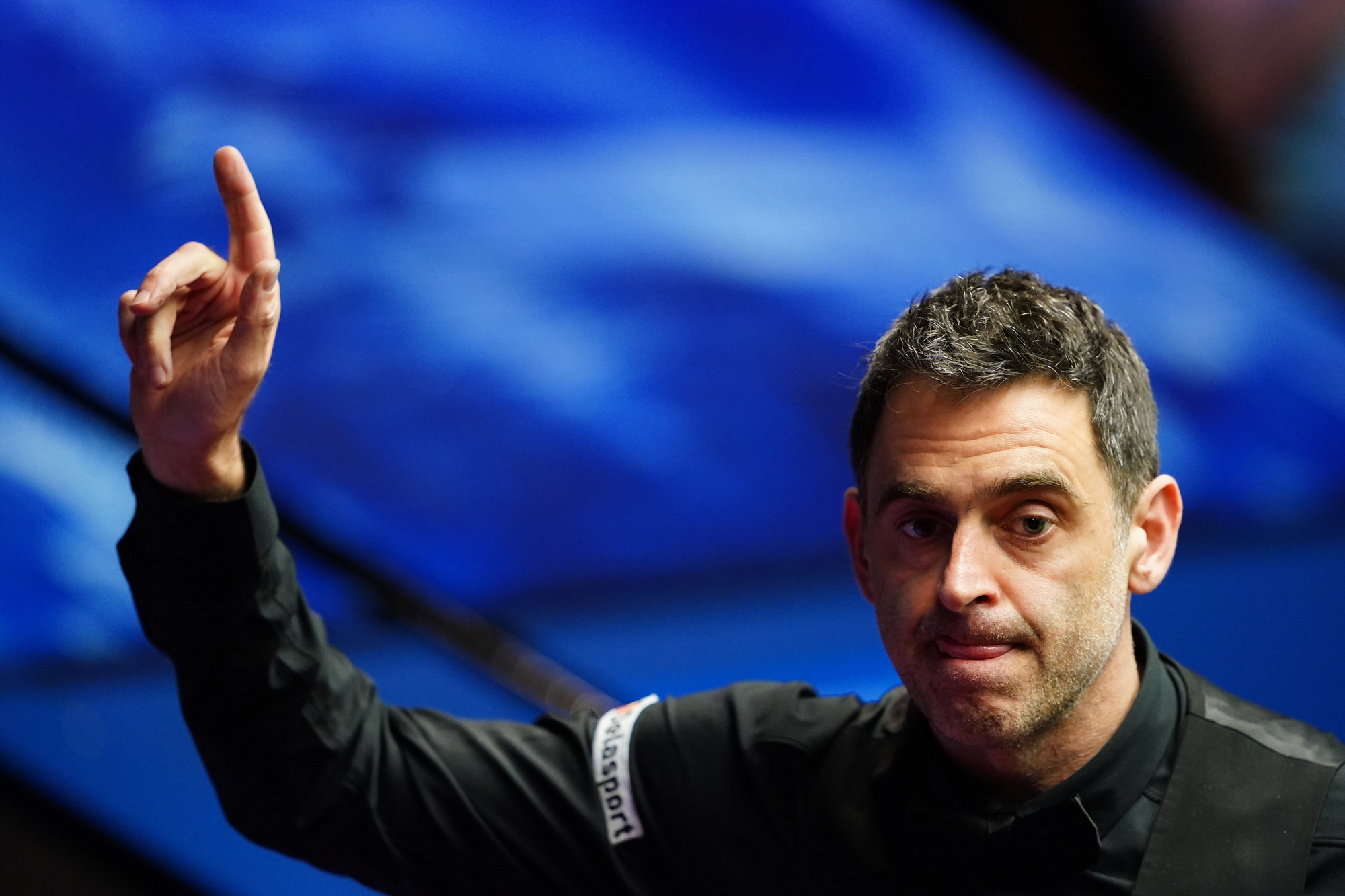 ‘Gladiator’ Ronnie O’Sullivan rallies past David Gilbert at the Crucible
