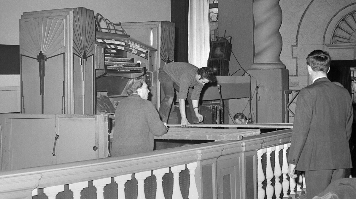 The organ being dismantled at the Savoy in Cork in 1970. Picture: Irish Examiner Archive