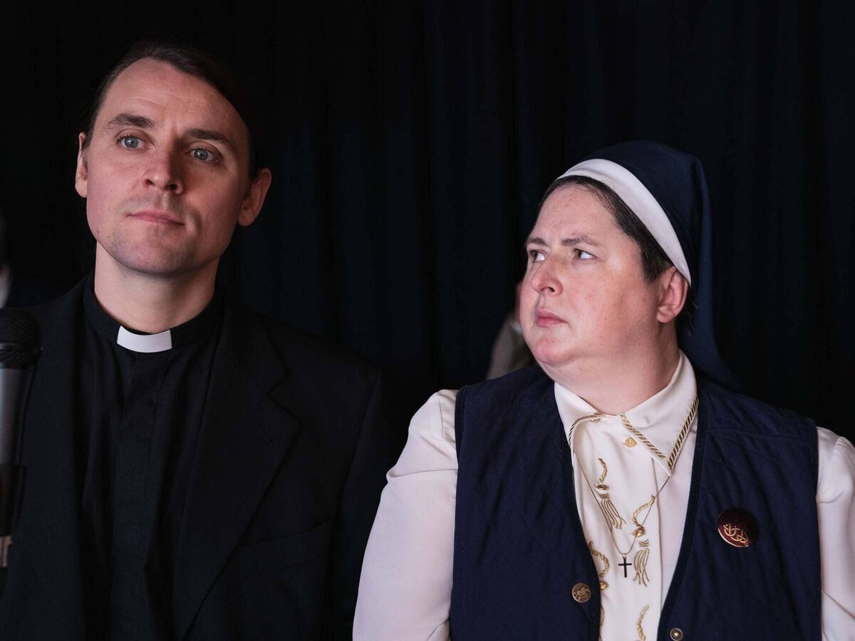 Father Peter (Peter Campion), Sister Michael (Siobhan McSweeney)