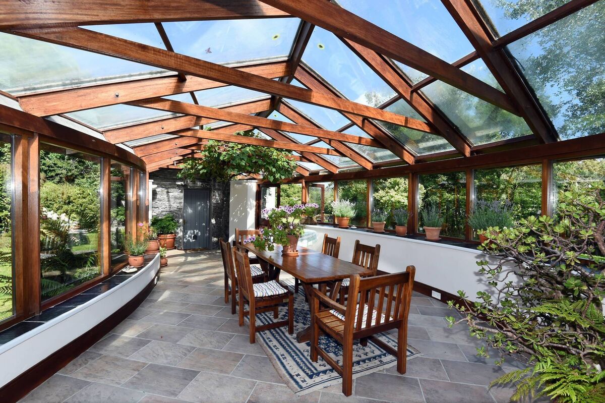 Natural houthouse, with underfloor heating