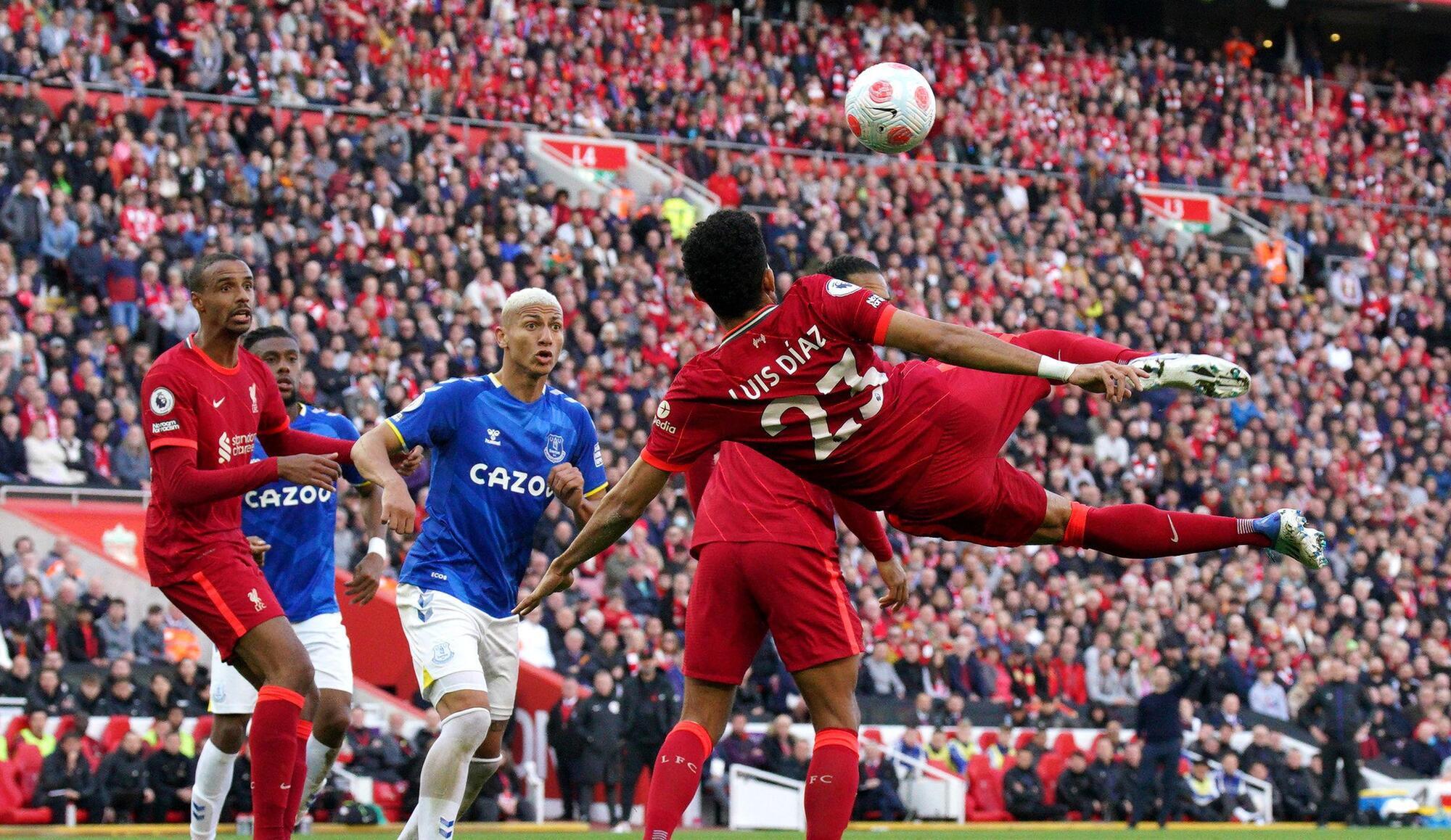 Liverpool stay in touch with City as supersub Origi haunts Everton again 