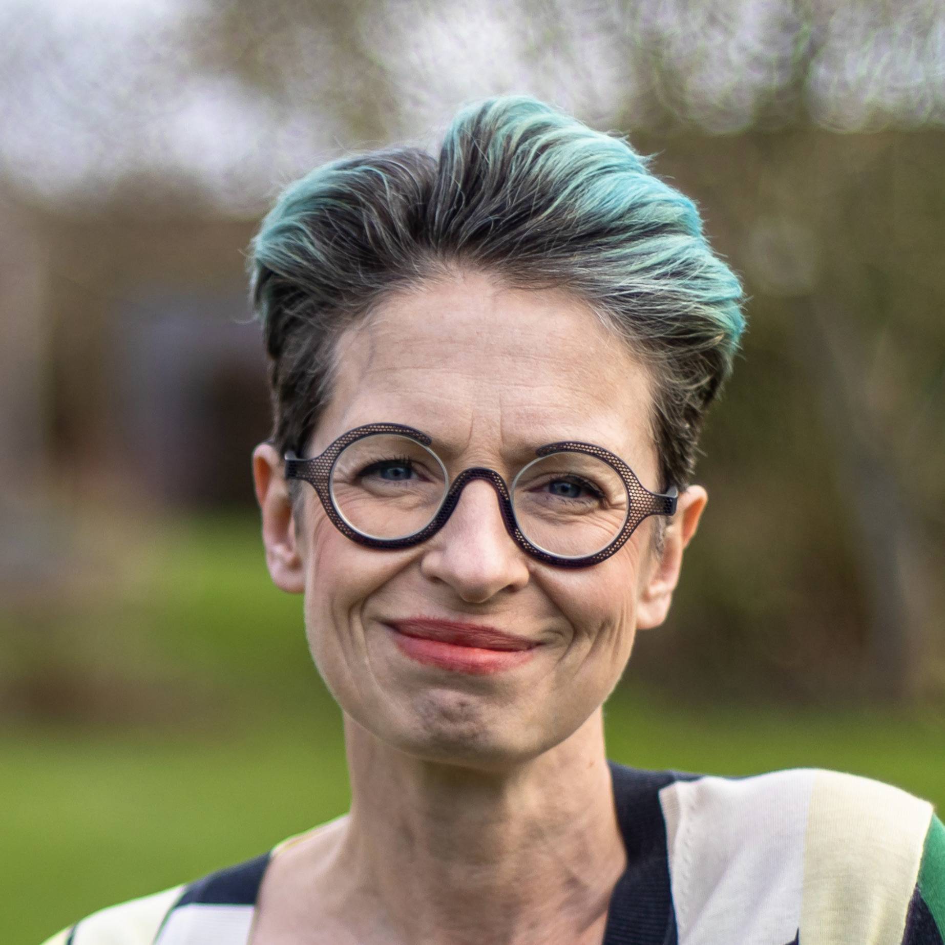 Cancer surgeon Dr Liz O'Riordan receives death threats for criticising 'nutri-bollox' 
