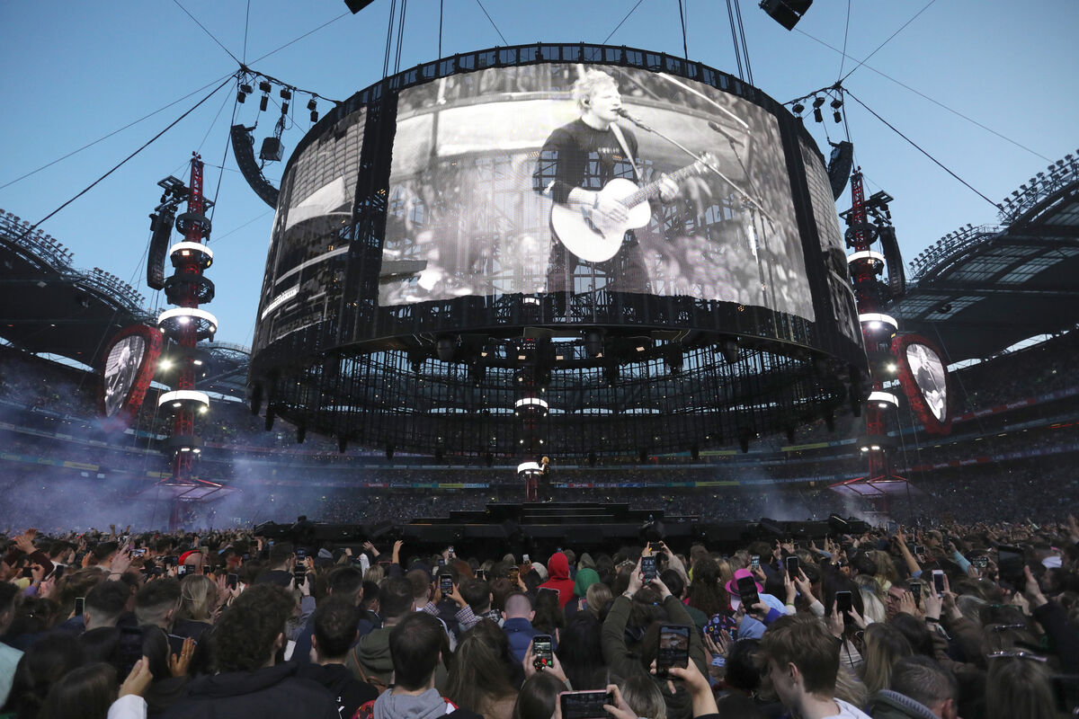 Fans enjoying the Ed Sheeran concert at Croke Park Stadium Dublin this evening as he kicks off his much-anticipated Mathematics tour across the country. Pic Conor Ó Mearáin / Collins Photos