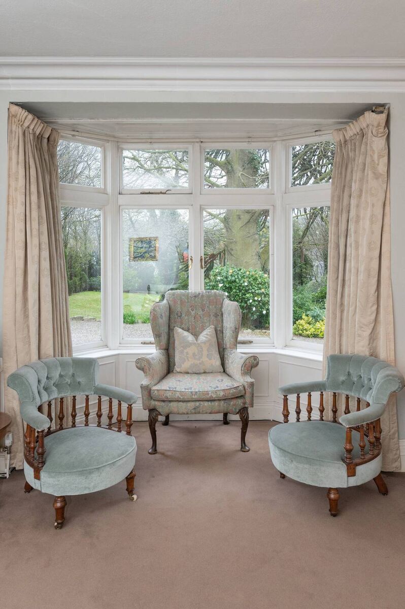 Bay window