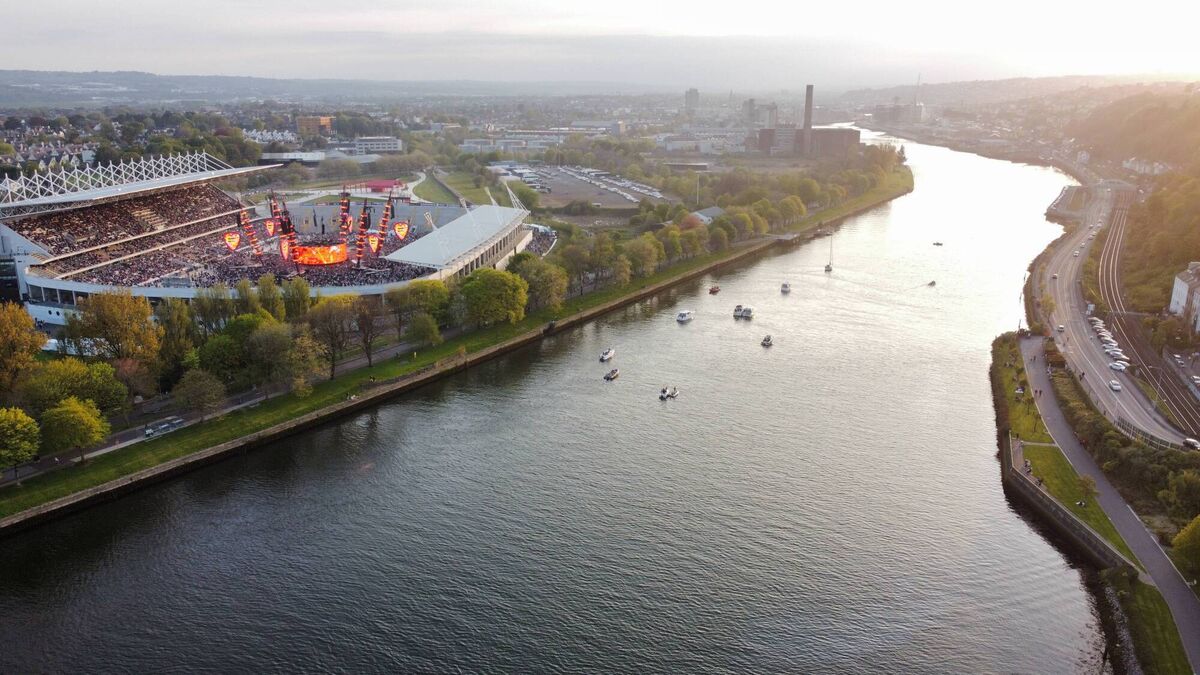 From the heart of the city all the way out to the eastern suburbs, Sheeran’s songs can be heard on the wind. Picture: Cian Donnellan From the heart of the city all the way out to the eastern suburbs, Sheeran’s songs can be heard on the wind. Picture: Cian Donnellan