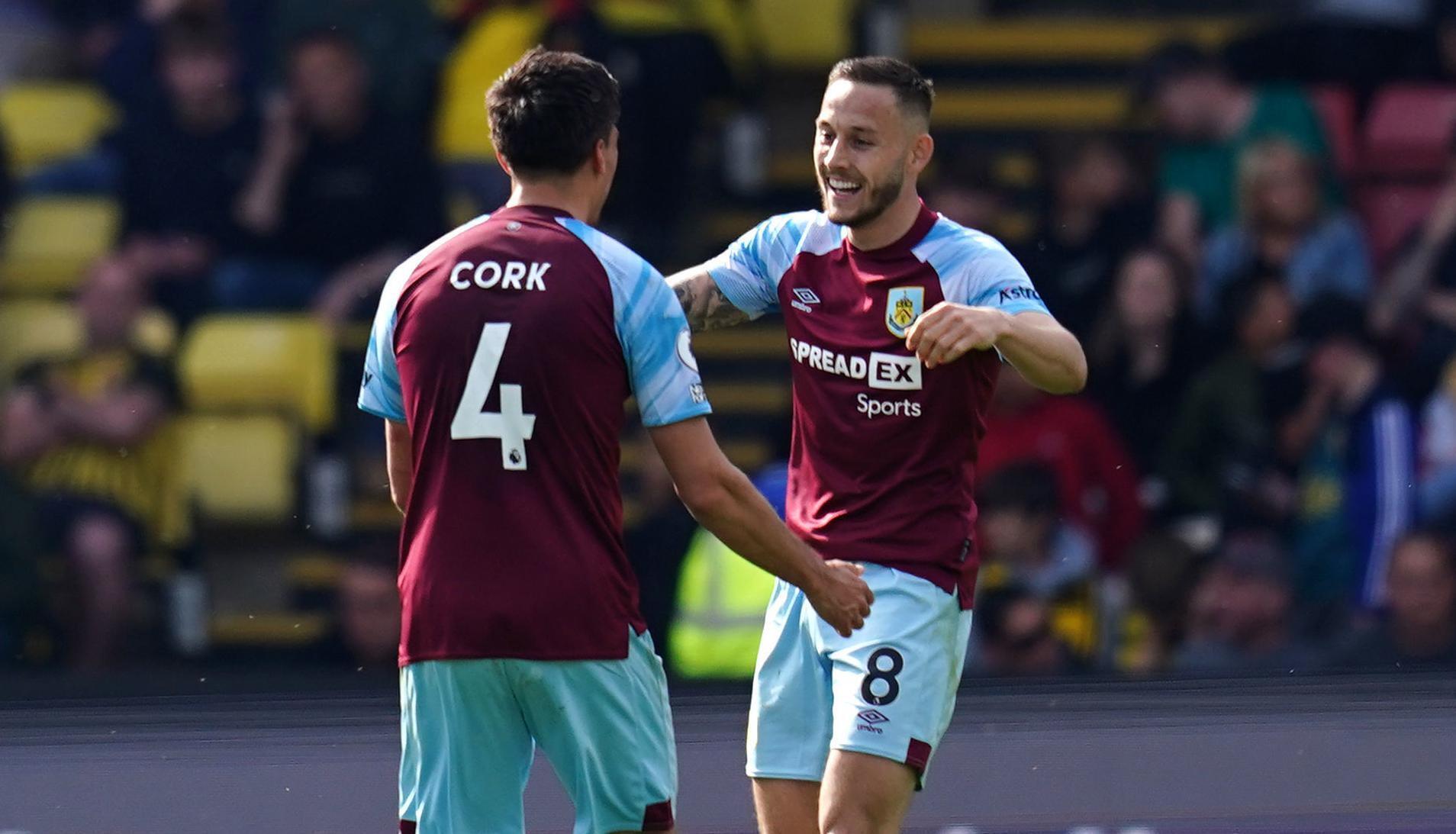 Burnley's late turnaround piles the pressure on Everton