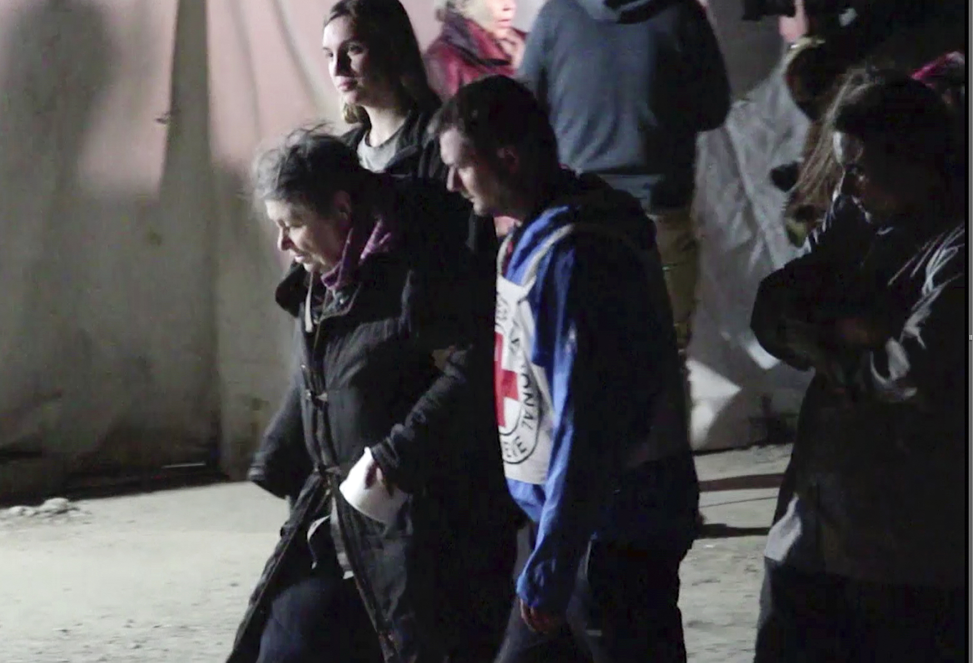 More civilians trapped in Mariupol steel plant to be evacuated 