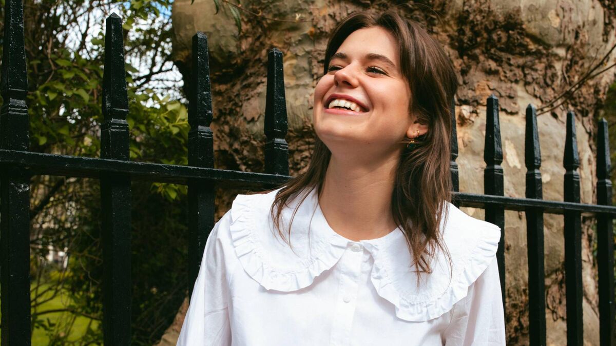 Meet Alison Oliver - the Cork star of Sally Rooney's Conversations with Friends - Vimarsana News
