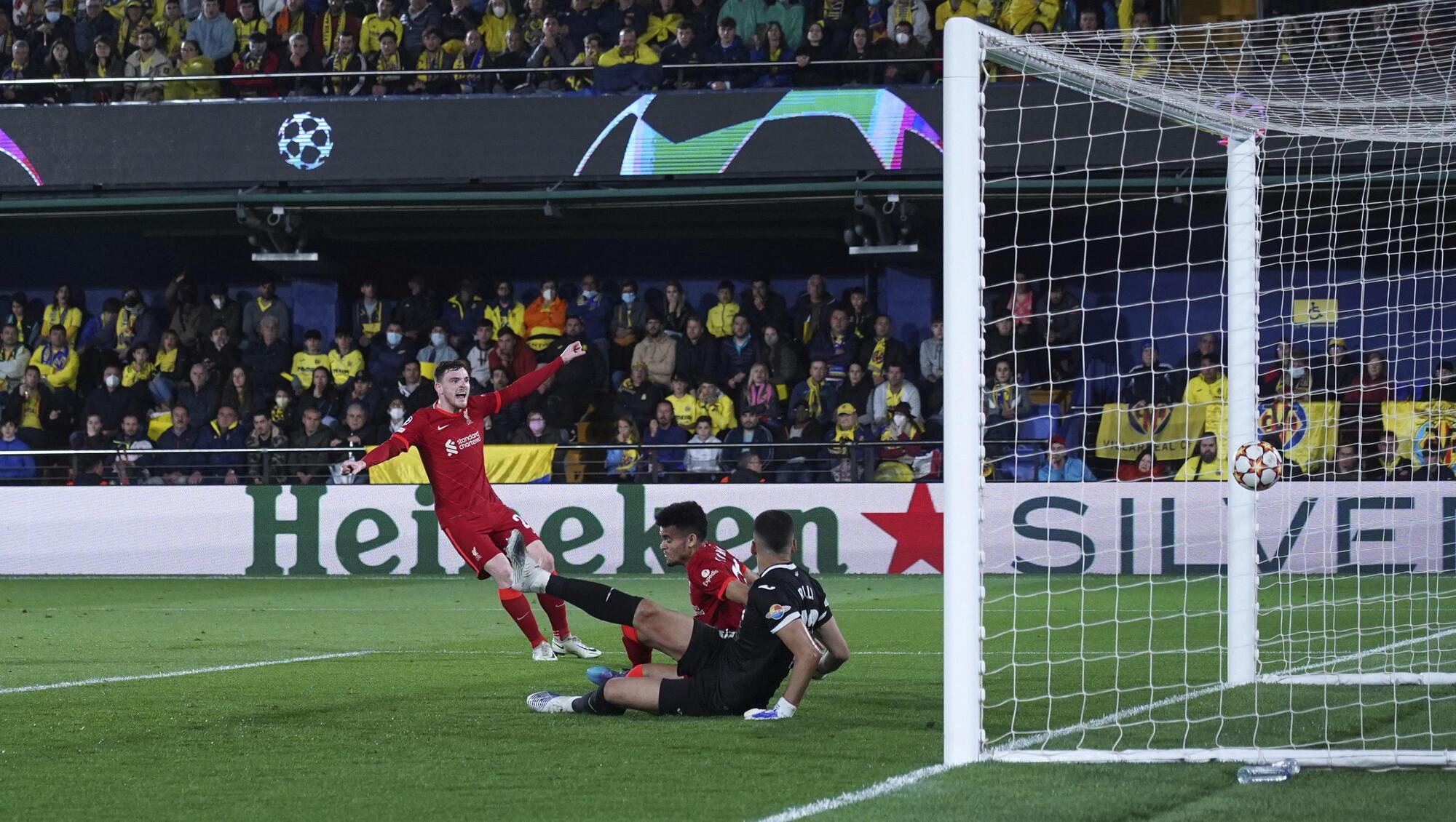 Luis Diaz rescues Liverpool and ruins Villarreal’s big night