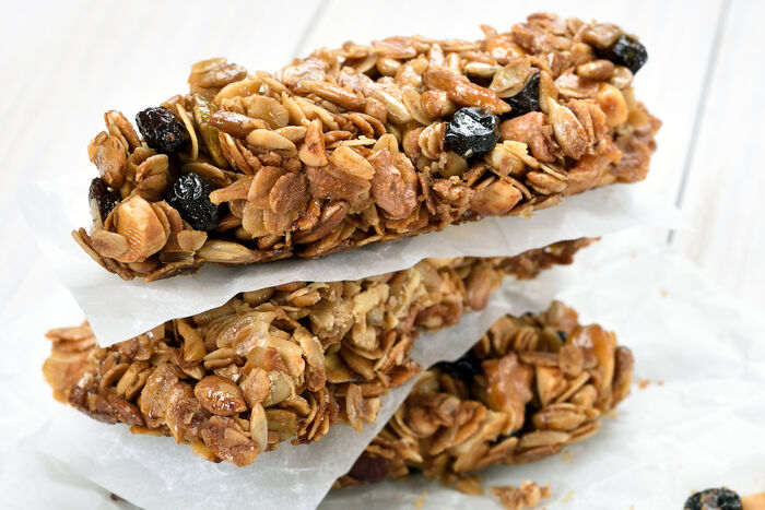 Fruity granola bars