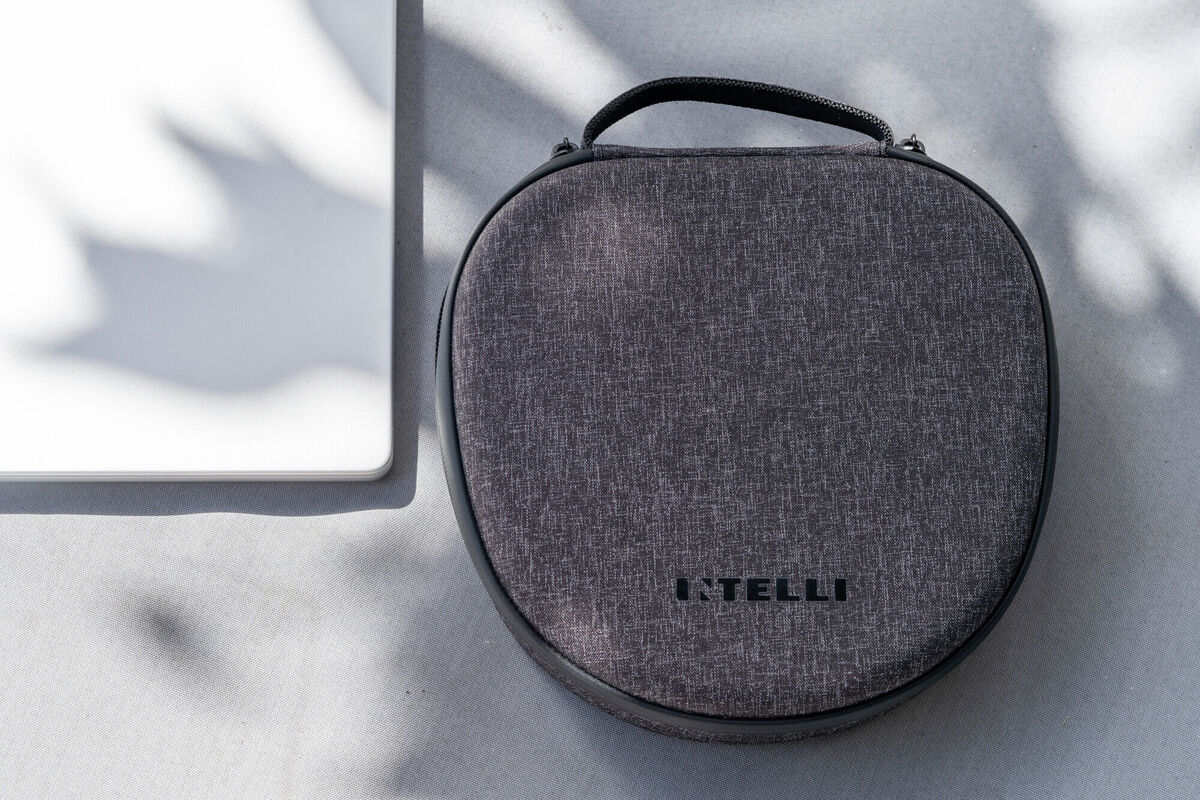 Intelli CarryOn case for Apple AirPod Max. Pic: Noel Campion