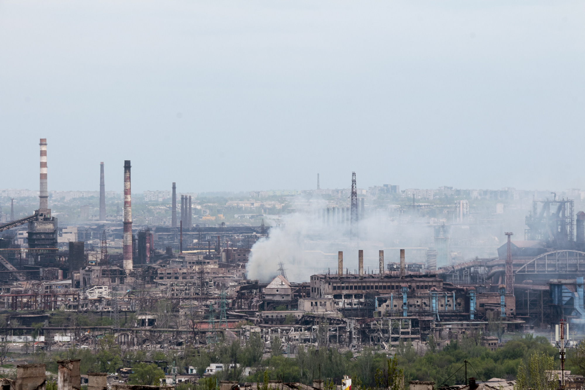 All women, children and elderly evacuated from Mariupol steel mill
