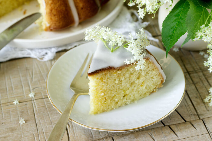 Elderflower cake