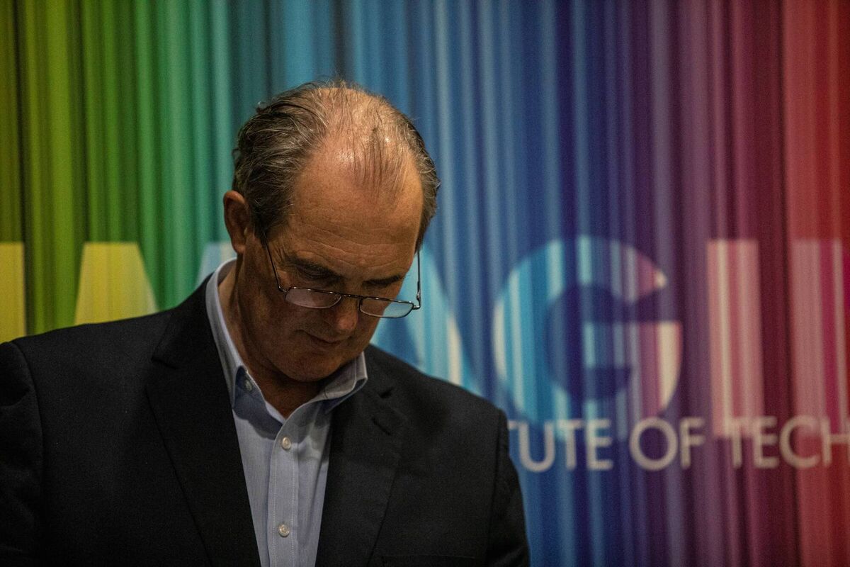 Independent TD Matt Shanahan says evidence shows the worsening clinical situation for heart attack transfers in the South East when the Waterford cath lab is closed.