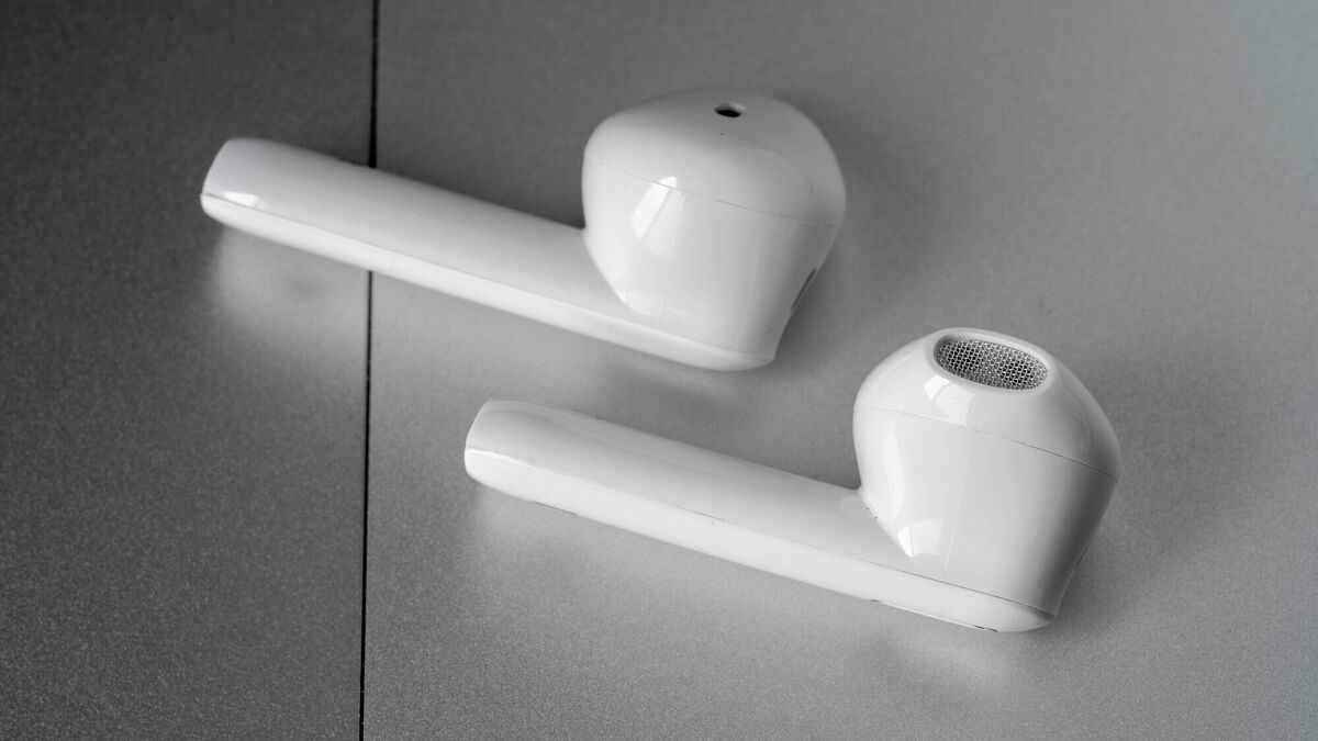 Tronsmart Only Ace Pro have responsive touch controls. Pic: Noel Campion